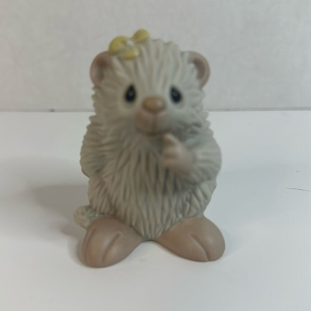 Vintage 1995 Precious Moments Figurine